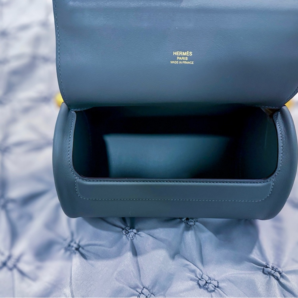 Hermes Maximors Bag in Gris Meyer - Picture 9 of 14